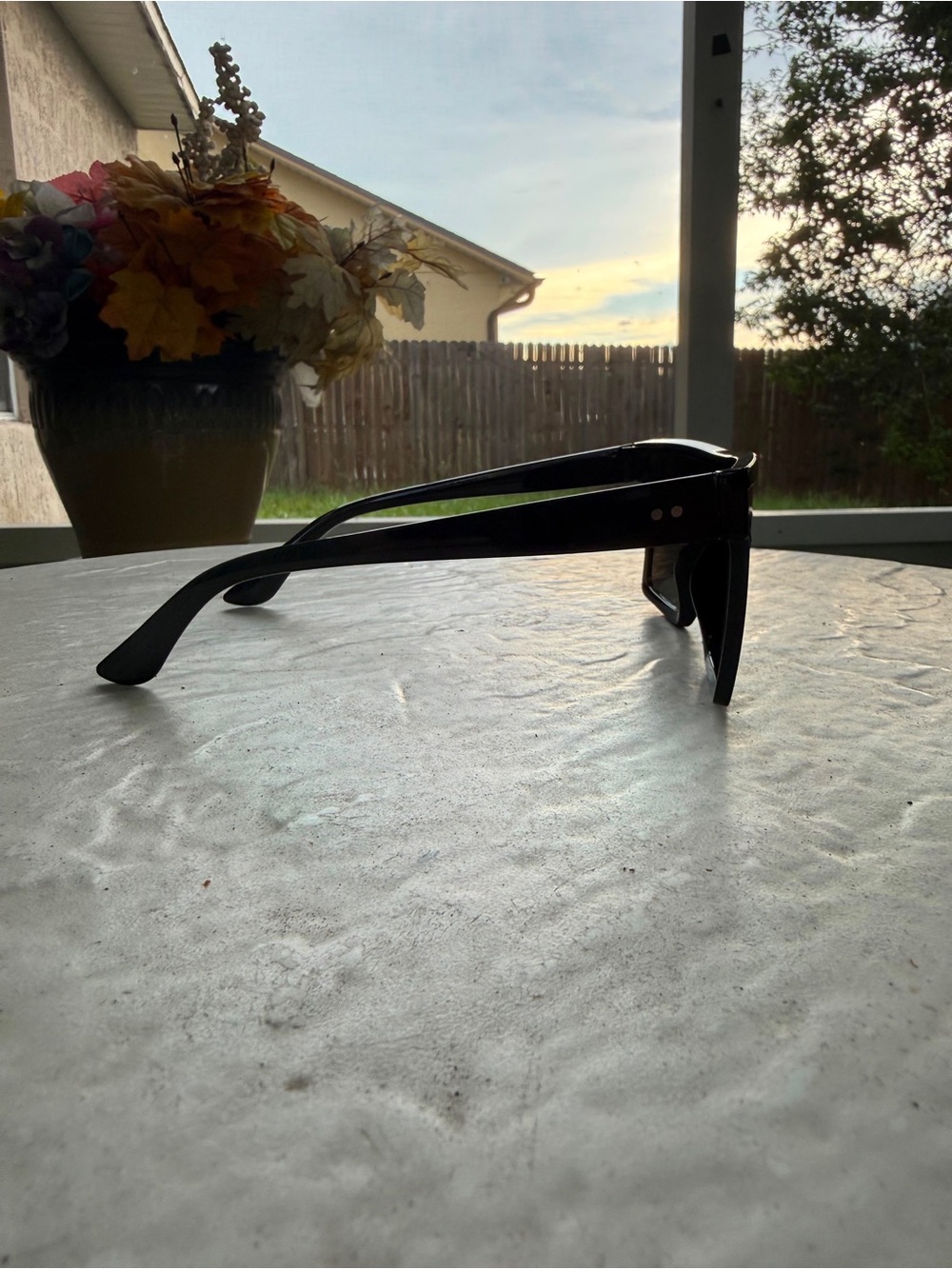 Mirrored Shield Sunglasses - Green/Purple Lens - Picture 6 of 7